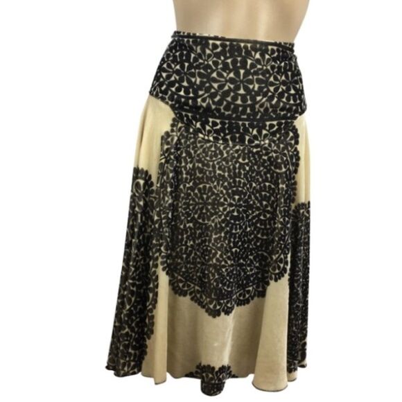 Diane Von Furstenberg Chocolate Brown Tan Floral Print Velvet A Line Skirt 4 - Picture 3 of 7